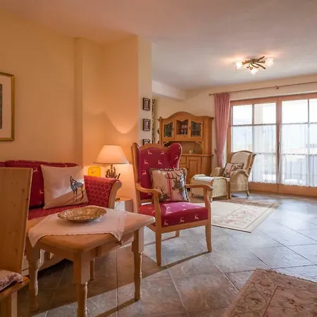 Bergkristall شقة *